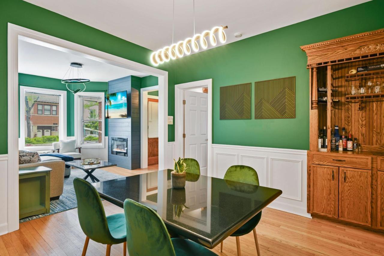 2 Bed Apt W/ Office, Free Parking, Near Wrigley Chicago Exterior foto