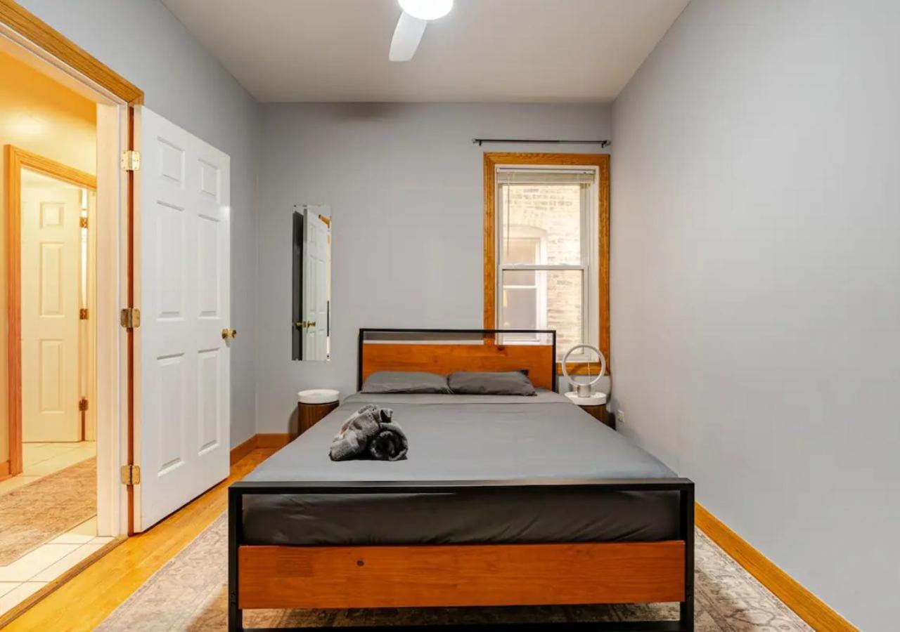2 Bed Apt W/ Office, Free Parking, Near Wrigley Chicago Exterior foto